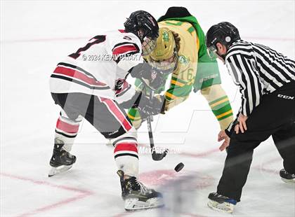 Thumbnail 1 in Notre Dame vs. New Canaan (CIAC DI Final) photogallery.