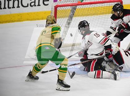 Thumbnail 2 in Notre Dame vs. New Canaan (CIAC DI Final) photogallery.
