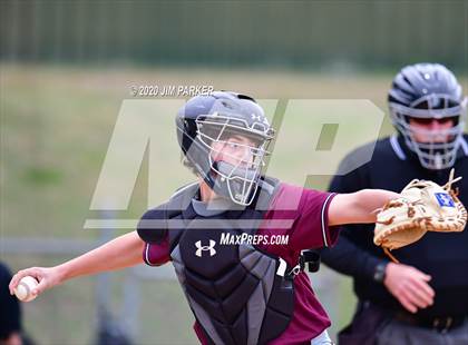 Thumbnail 3 in Lockhart vs. Winn (AISD Tournament) photogallery.