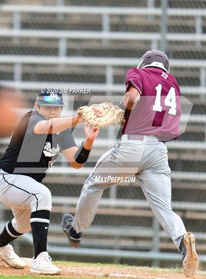 Thumbnail 1 in Lockhart vs. Winn (AISD Tournament) photogallery.