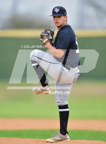 Thumbnail 3 in Lockhart vs. Winn (AISD Tournament) photogallery.