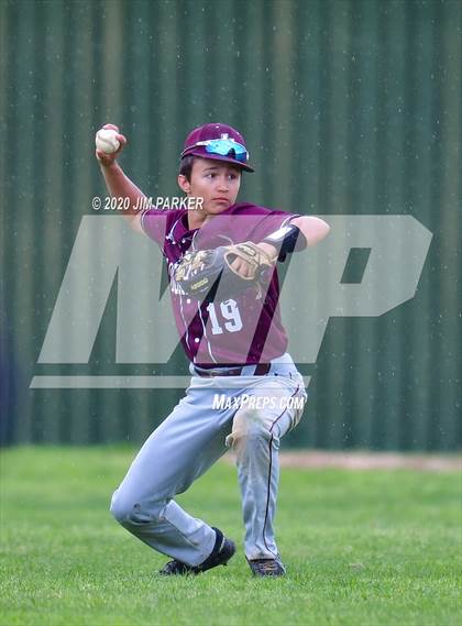 Thumbnail 3 in Lockhart vs. Winn (AISD Tournament) photogallery.