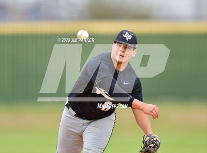 Thumbnail 1 in Lockhart vs. Winn (AISD Tournament) photogallery.