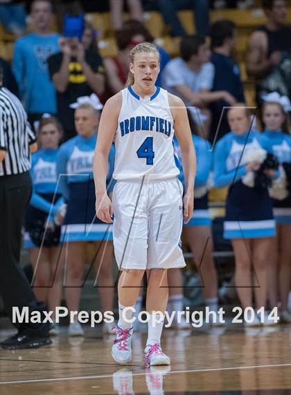 Thumbnail 2 in Valor Christian vs. Broomfield (CHSAA 4A Semifinal) photogallery.