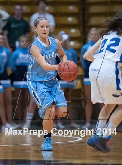 Thumbnail 2 in Valor Christian vs. Broomfield (CHSAA 4A Semifinal) photogallery.