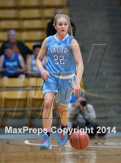 Thumbnail 3 in Valor Christian vs. Broomfield (CHSAA 4A Semifinal) photogallery.