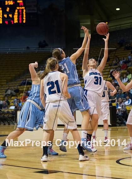 Thumbnail 2 in Valor Christian vs. Broomfield (CHSAA 4A Semifinal) photogallery.