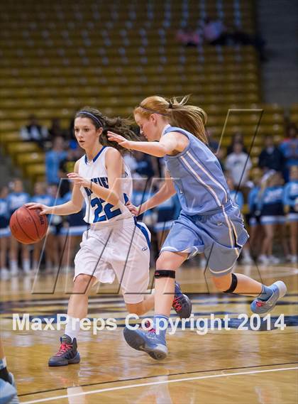 Thumbnail 3 in Valor Christian vs. Broomfield (CHSAA 4A Semifinal) photogallery.