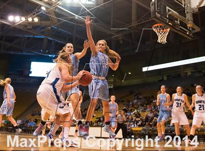 Thumbnail 1 in Valor Christian vs. Broomfield (CHSAA 4A Semifinal) photogallery.