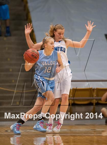 Thumbnail 2 in Valor Christian vs. Broomfield (CHSAA 4A Semifinal) photogallery.