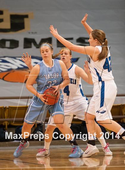 Thumbnail 1 in Valor Christian vs. Broomfield (CHSAA 4A Semifinal) photogallery.