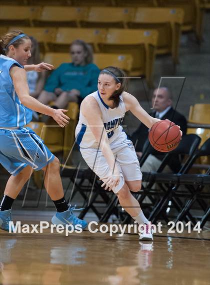 Thumbnail 2 in Valor Christian vs. Broomfield (CHSAA 4A Semifinal) photogallery.