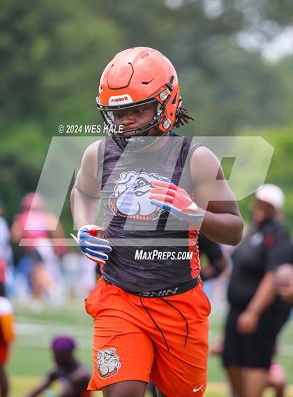 Thumbnail 2 in Whitehaven vs Fairley (U of Memphis 7v7) photogallery.