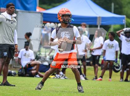 Thumbnail 2 in Whitehaven vs Fairley (U of Memphis 7v7) photogallery.