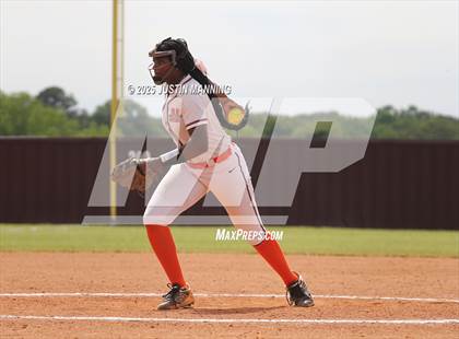 Thumbnail 1 in Bauxite vs. Malvern (AAA  4A-3 Regional Final) photogallery.