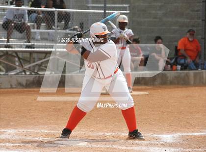 Thumbnail 3 in Bauxite vs. Malvern (AAA  4A-3 Regional Final) photogallery.