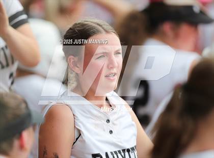 Thumbnail 3 in Bauxite vs. Malvern (AAA  4A-3 Regional Final) photogallery.