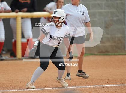 Thumbnail 2 in Bauxite vs. Malvern (AAA  4A-3 Regional Final) photogallery.