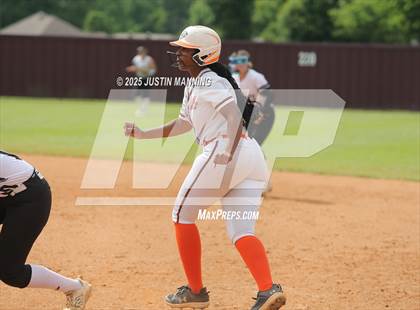 Thumbnail 2 in Bauxite vs. Malvern (AAA  4A-3 Regional Final) photogallery.