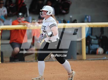 Thumbnail 1 in Bauxite vs. Malvern (AAA  4A-3 Regional Final) photogallery.
