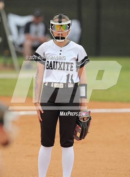 Thumbnail 2 in Bauxite vs. Malvern (AAA  4A-3 Regional Final) photogallery.