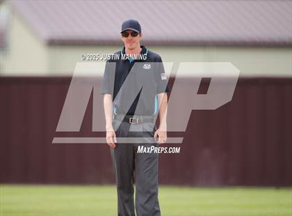 Thumbnail 1 in Bauxite vs. Malvern (AAA  4A-3 Regional Final) photogallery.