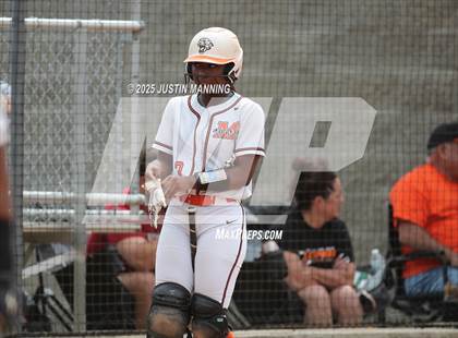 Thumbnail 3 in Bauxite vs. Malvern (AAA  4A-3 Regional Final) photogallery.