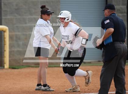 Thumbnail 2 in Bauxite vs. Malvern (AAA  4A-3 Regional Final) photogallery.