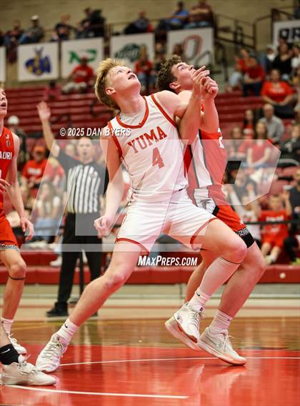 Thumbnail 1 in Centauri vs. Yuma (CHSAA 3A Great 8) photogallery.