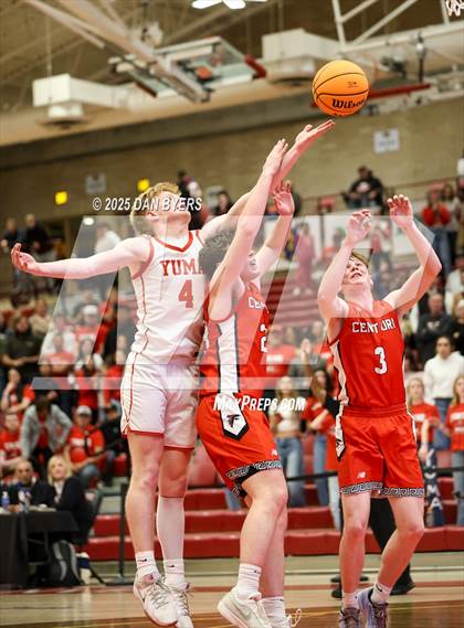 Thumbnail 3 in Centauri vs. Yuma (CHSAA 3A Great 8) photogallery.