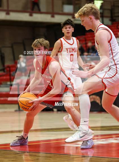 Thumbnail 2 in Centauri vs. Yuma (CHSAA 3A Great 8) photogallery.