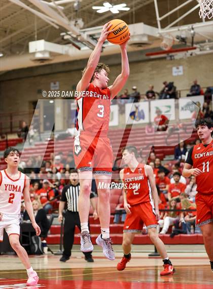 Thumbnail 1 in Centauri vs. Yuma (CHSAA 3A Great 8) photogallery.