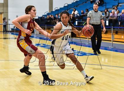 Thumbnail 2 in Viewmont vs. Riverton (UHSAA Quarterfinal) photogallery.