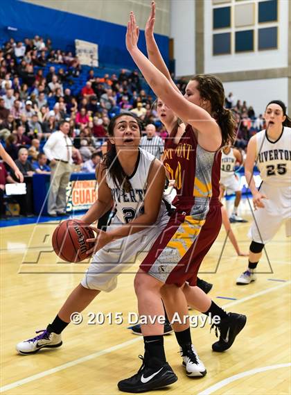 Thumbnail 1 in Viewmont vs. Riverton (UHSAA Quarterfinal) photogallery.