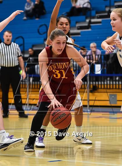 Thumbnail 2 in Viewmont vs. Riverton (UHSAA Quarterfinal) photogallery.