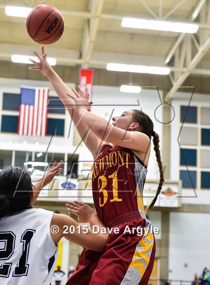 Thumbnail 2 in Viewmont vs. Riverton (UHSAA Quarterfinal) photogallery.