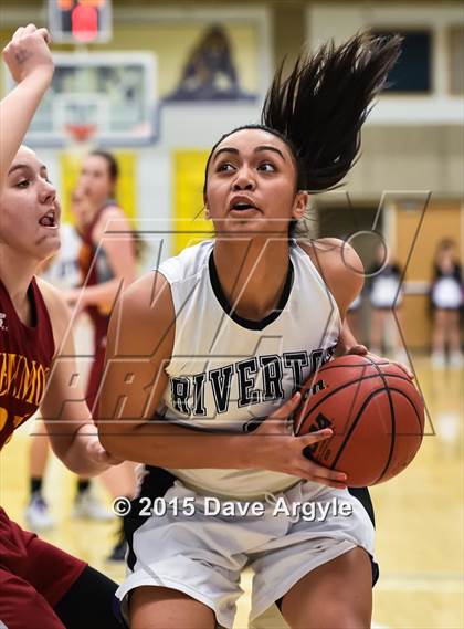 Thumbnail 3 in Viewmont vs. Riverton (UHSAA Quarterfinal) photogallery.