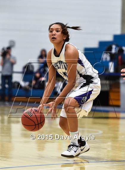 Thumbnail 1 in Viewmont vs. Riverton (UHSAA Quarterfinal) photogallery.