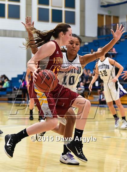 Thumbnail 1 in Viewmont vs. Riverton (UHSAA Quarterfinal) photogallery.
