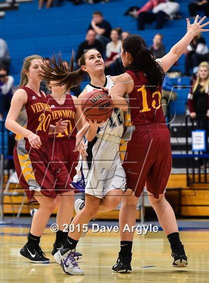 Thumbnail 2 in Viewmont vs. Riverton (UHSAA Quarterfinal) photogallery.