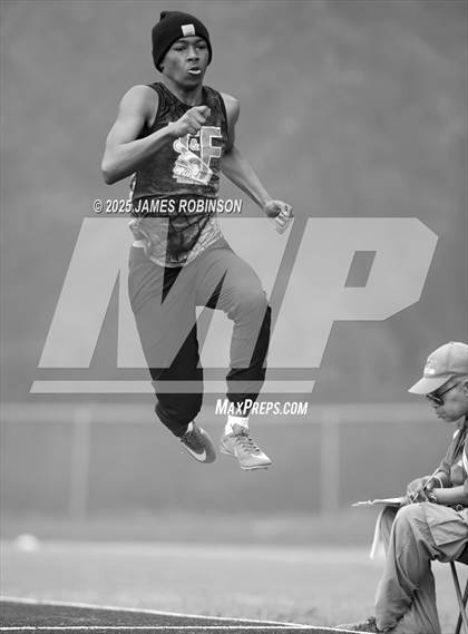 Thumbnail 3 in Mandarin Preseason Classic (Triple Jump) photogallery.