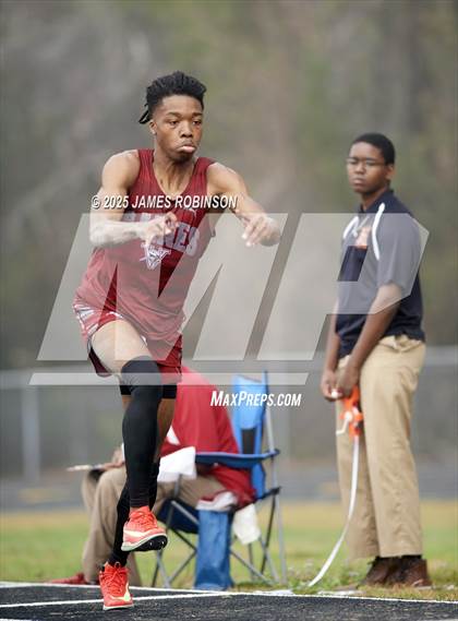 Thumbnail 1 in Mandarin Preseason Classic (Triple Jump) photogallery.