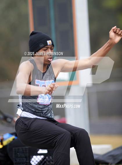 Thumbnail 3 in Mandarin Preseason Classic (Triple Jump) photogallery.