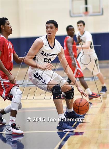 Thumbnail 3 in Lee [Robert E.] vs Smithson Valley (SAISD Tournament) photogallery.