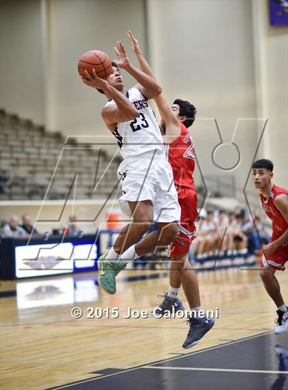 Thumbnail 3 in Lee [Robert E.] vs Smithson Valley (SAISD Tournament) photogallery.