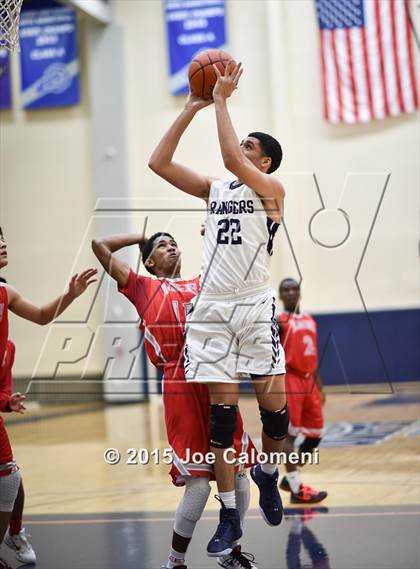 Thumbnail 1 in Lee [Robert E.] vs Smithson Valley (SAISD Tournament) photogallery.