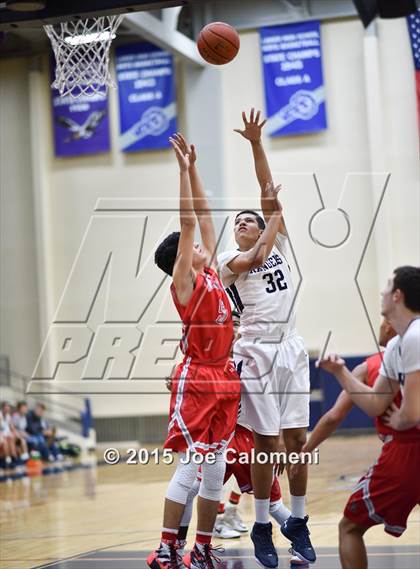 Thumbnail 2 in Lee [Robert E.] vs Smithson Valley (SAISD Tournament) photogallery.