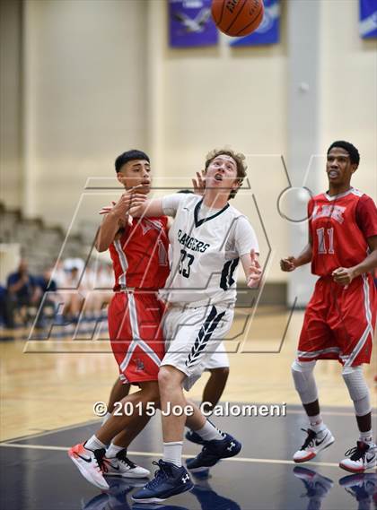 Thumbnail 1 in Lee [Robert E.] vs Smithson Valley (SAISD Tournament) photogallery.