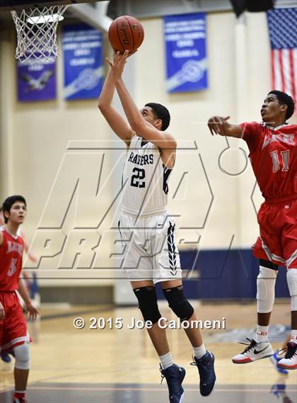 Thumbnail 2 in Lee [Robert E.] vs Smithson Valley (SAISD Tournament) photogallery.
