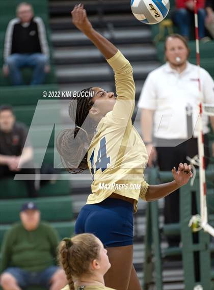 Thumbnail 3 in St. Mary's Prep vs. Detroit Country Day photogallery.